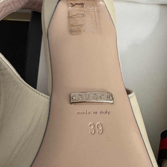 Gucci Malaga Kid Horsebit
Webbed Pumps